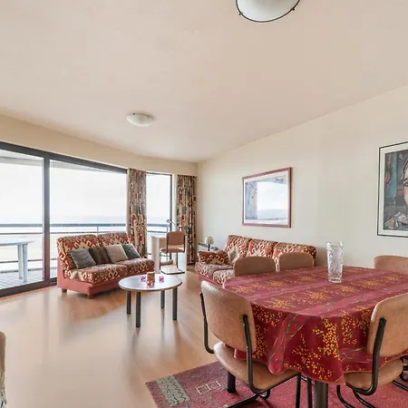 Apartament Charming 2-bedroom With Spacious Sun Terrace T208
